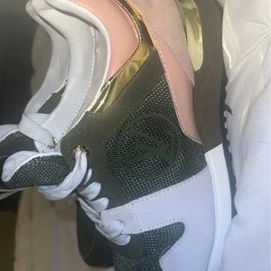 **SOLD**Women’s LV Sneaker